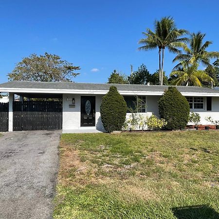 Cozy Comfy House Villa Pembroke Pines Exteriör bild