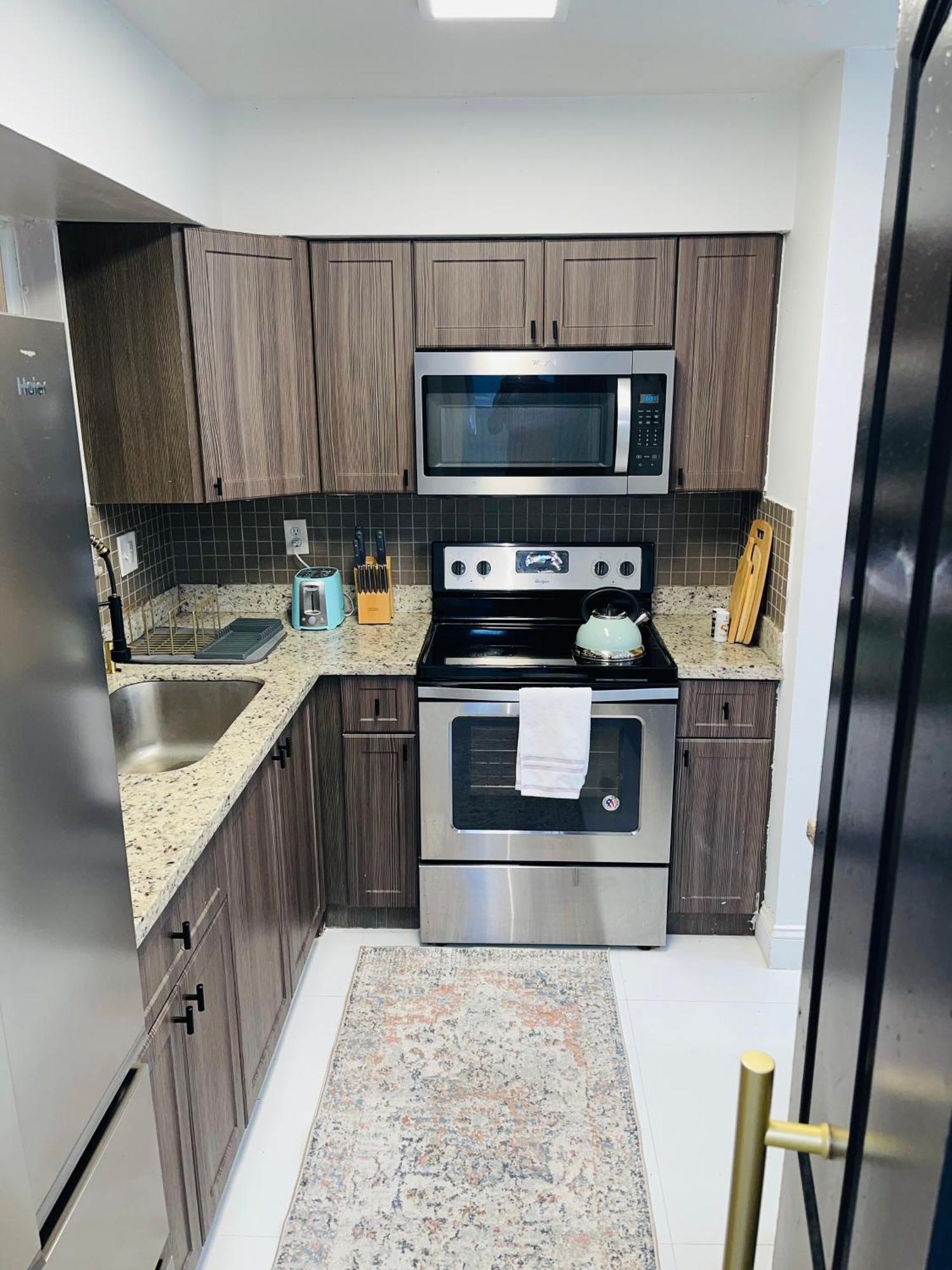 Cozy Comfy House Villa Pembroke Pines Exteriör bild